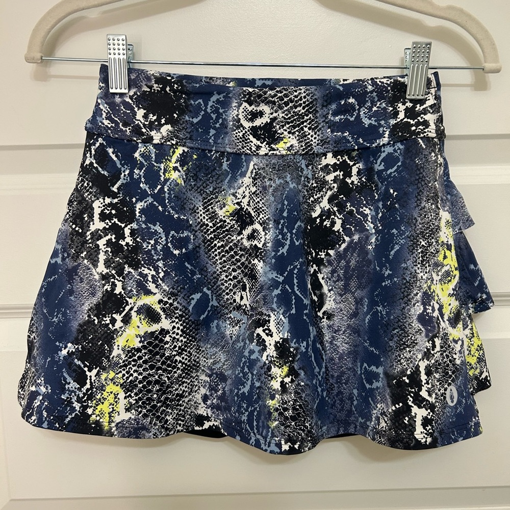 Women’s small tennis ruffle skirt snakeskin